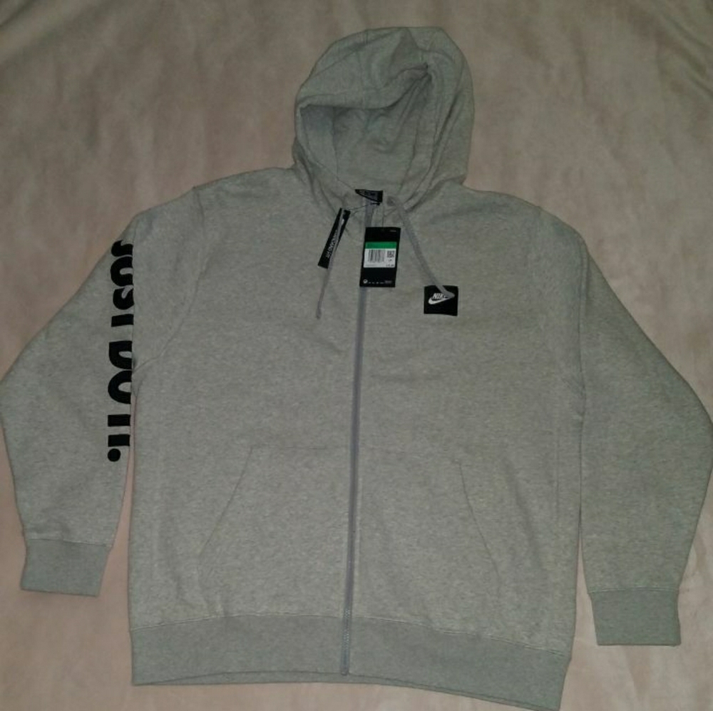 NIKE ZIP-UP HOODIE